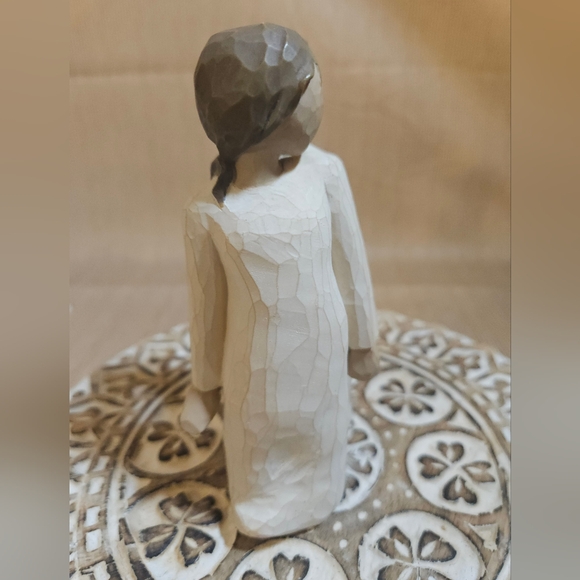 Willow Tree figurine TWO ALIKE 2004 Susan Lordi Twin Girls Sisters Best Friends - Picture 3 of 9